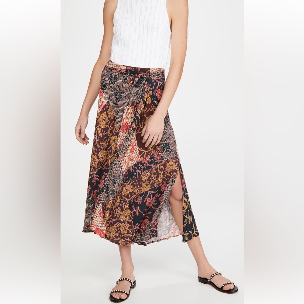 Velvet by Graham and Spencer - Swan Skirt - Size S